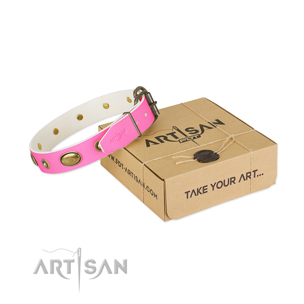 Stylish design full grain natural leather collar for your beautiful pet