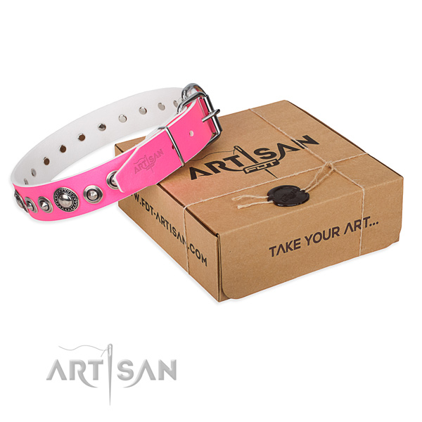 Natural genuine leather dog collar made of best quality material with strong traditional buckle
