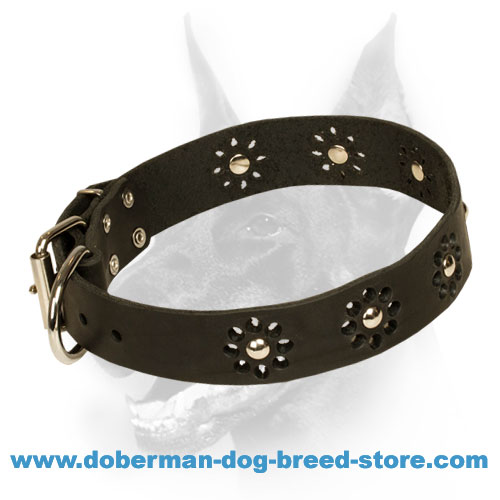 Elaborately Decorated Doberman Dog Collar 'Flower Blues'