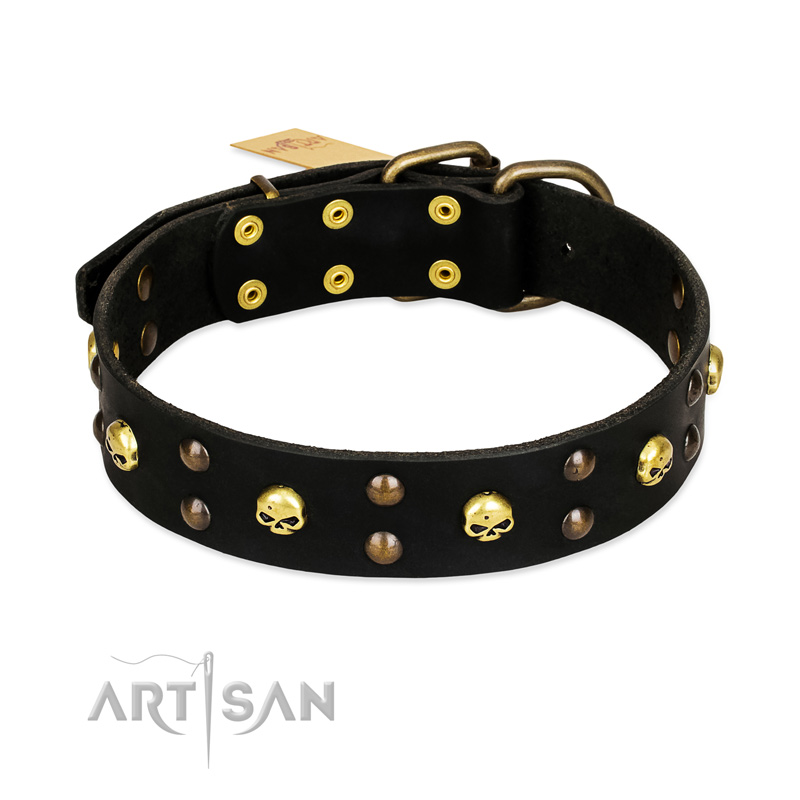 FDT Artisan 'Heavy Metal' Leather Doberman Collar with Skulls and Studs 1 1/2 inch (40 mm) - Click Image to Close